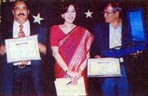 Maersk Sealand honoured 43 leading business groups. Poonam Datta, with some of the award winners